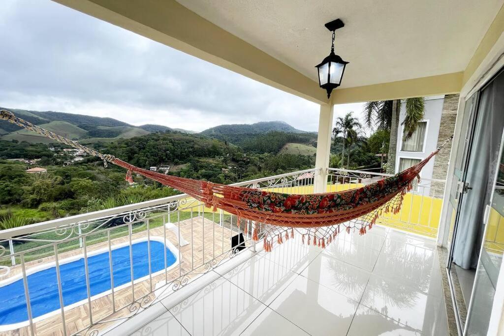 Casa Bela - A 350m Do Centro De Com Piscina E Churrasqueira 12 Pessoas