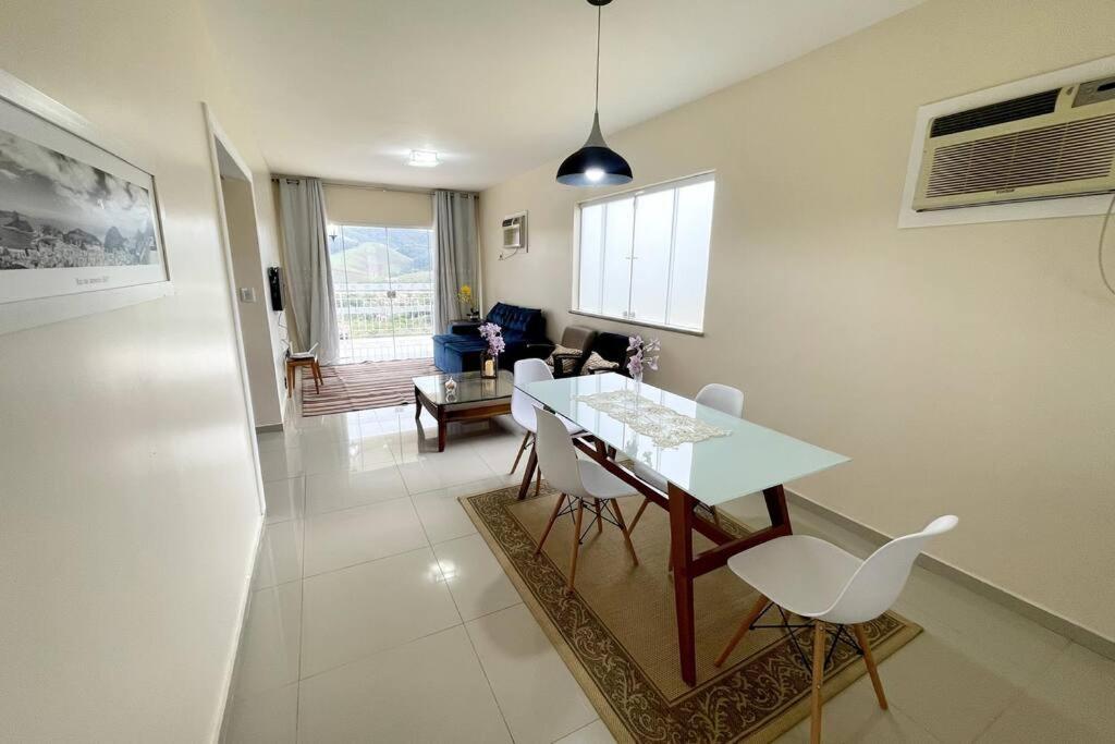 Holiday home Casa Bela - A 350m Do Centro De Com Piscina E Churrasqueira 12 Pessoas *